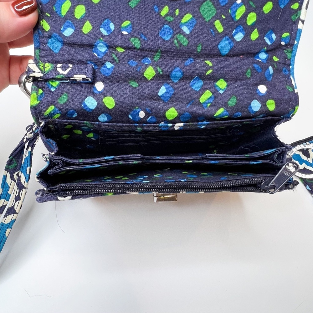 Vera Bradley Wristlet and Coin Purse Ink Blue Quilted Fabric Bags - Picture 6 of 8